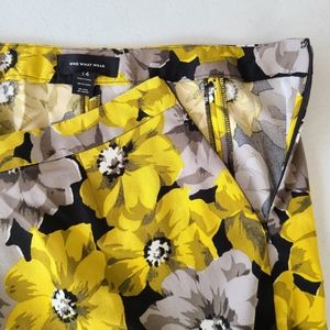 Who wear what skirt